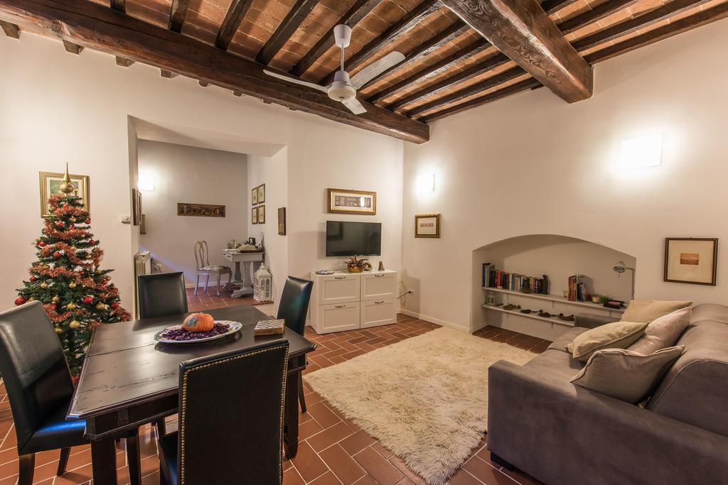 Vermaaten Boutique Suites Emerald Todi Ngoại thất bức ảnh